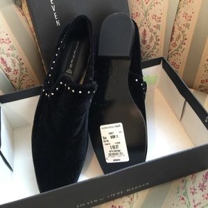 Steve Madden velvet studded slipper
